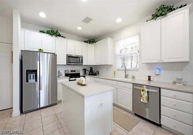 4780-shinnecock-hills-ct-101-naples-fl-34112/hzid_75f9fea7