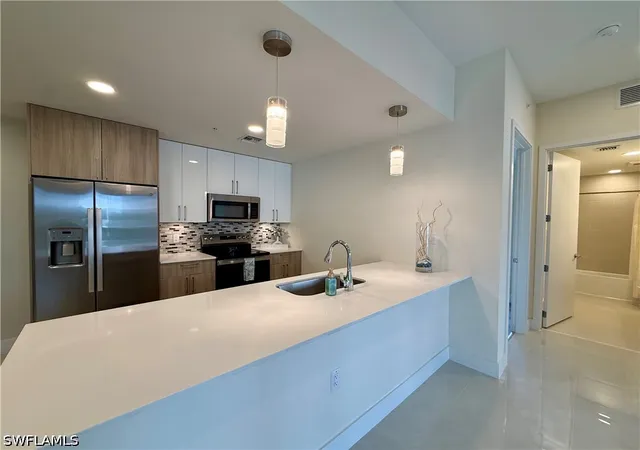 26589-rosewood-pointe-dr-a-203-bonita-springs-fl-34135/hzid_fe593172
