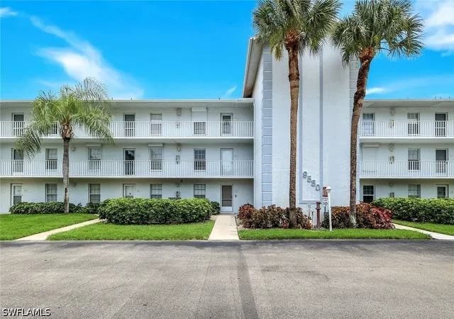 9580-victoria-ln-205-naples-fl-34109/hzid_097275ac