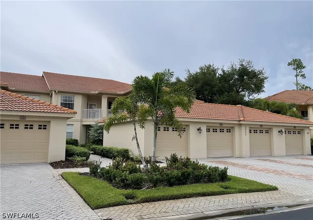 3965-bishopwood-ct-e-205-naples-fl-34114/hzid_d9d9a464