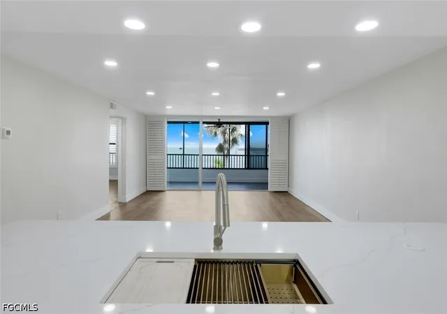15021-punta-rassa-rd-401-fort-myers-fl-33908/hzid_b85385e6
