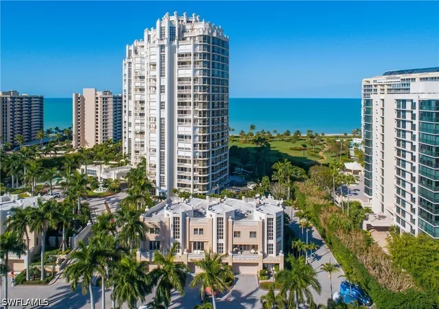 4021-gulf-shore-blvd-n-903-naples-fl-34103/hzid_b0b2d123