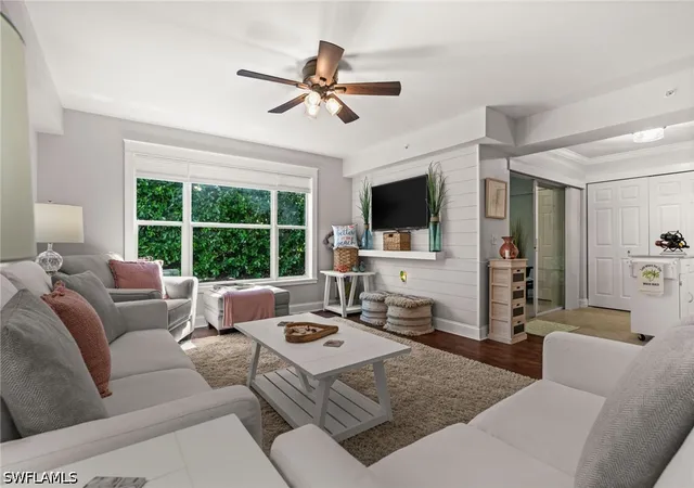 25711-lake-amelia-wy-102-bonita-springs-fl-34135/hzid_3b8f3cfb
