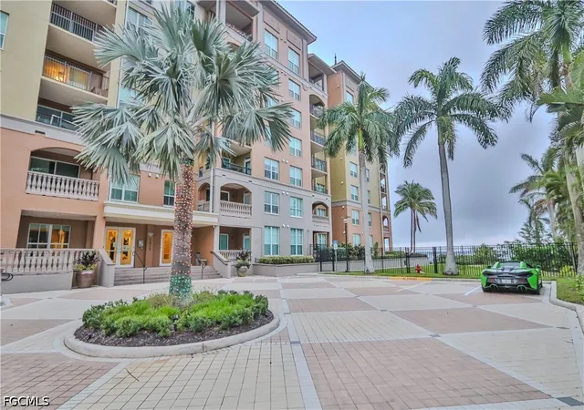 2825-palm-beach-blvd-116-fort-myers-fl-33916/hzid_659240f2