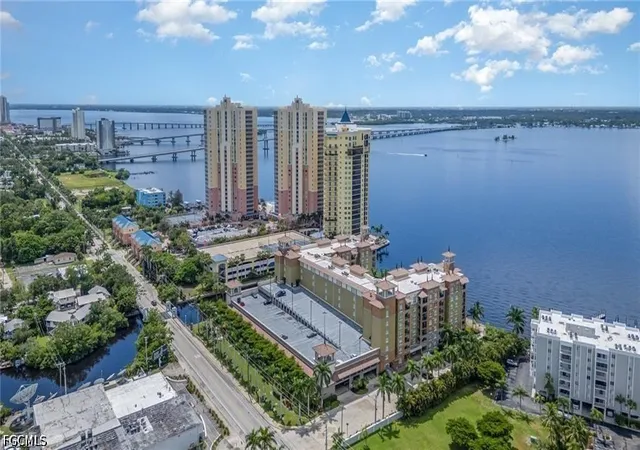 2825-palm-beach-blvd-614-fort-myers-fl-33916/hzid_60556caa