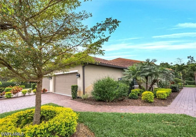 8209-lucello-ter-w-naples-fl-34114/hzid_fd78be54