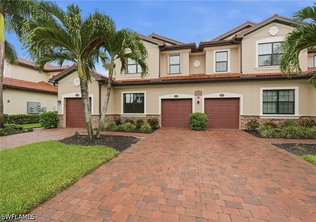 26111-palace-ln-101-bonita-springs-fl-34135/hzid_ef4b675a