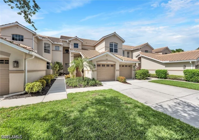 8458-radcliffe-ter-202-naples-fl-34120/hzid_da30c0b3
