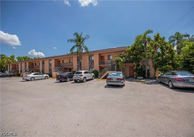 2700-park-windsor-dr-713-fort-myers-fl-33901/hzid_0239f6ad