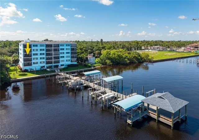 2711-1st-street-304-fort-myers-fl-33916/hzid_66c55e1d