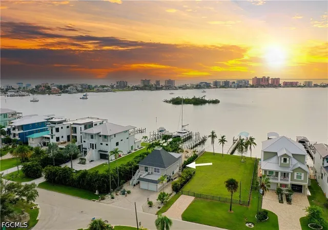 805-san-carlos-dr-fort-myers-beach-fl-33931/hzid_dce39fc6