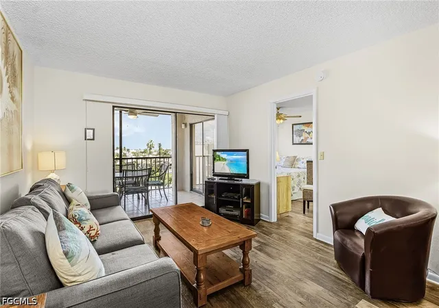 6665-estero-blvd-325-fort-myers-beach-fl-33931/hzid_1aebfd44