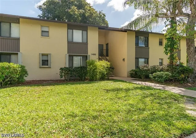 1480-green-valley-cir-204-naples-fl-34104/hzid_3e037fa9