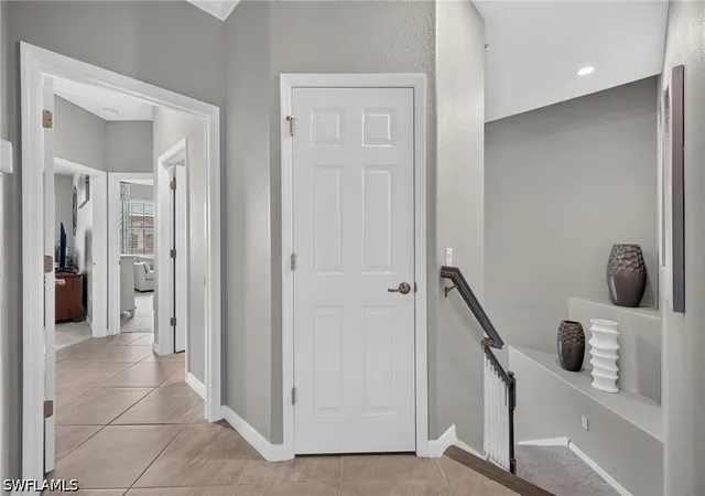 12015-hawthorn-lake-dr-3222-fort-myers-fl-33913/hzid_40a2fba7