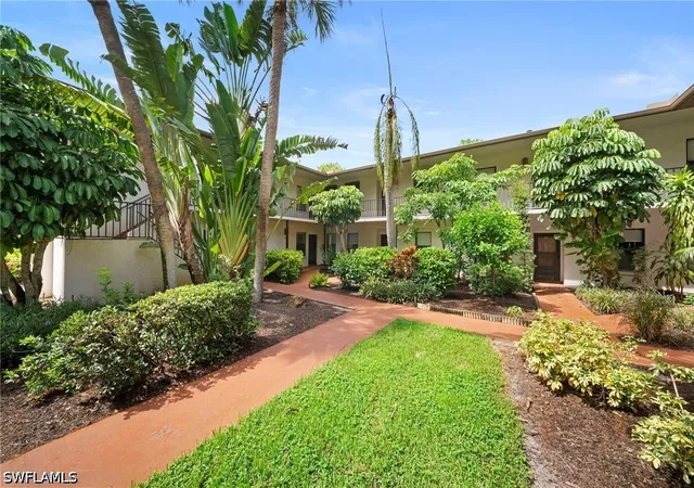 1833-courtyard-way-105-naples-fl-34112/hzid_2c0a4e0b