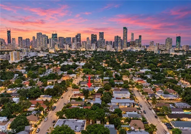 1112-southwest-11th-ave-miami-fl-33129/hzid_e7f745ff