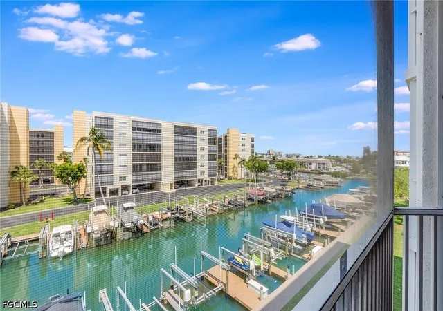 4351-bay-beach-ln-332-fort-myers-beach-fl-33931/hzid_8946a44f