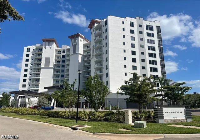 4142-bay-beach-ln-4-fort-myers-beach-fl-33931/hzid_8105776f