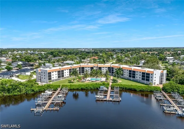 226-3rd-street-206-bonita-springs-fl-34134/hzid_bdd59585