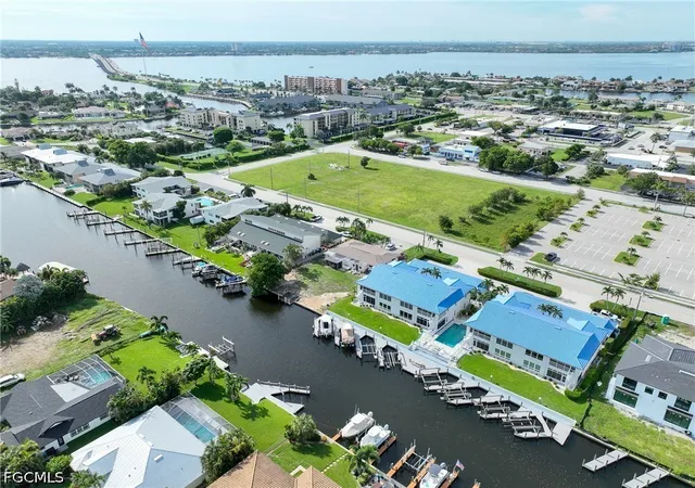 1705-se-46th-lane-a-cape-coral-fl-33904/hzid_8e3c9327