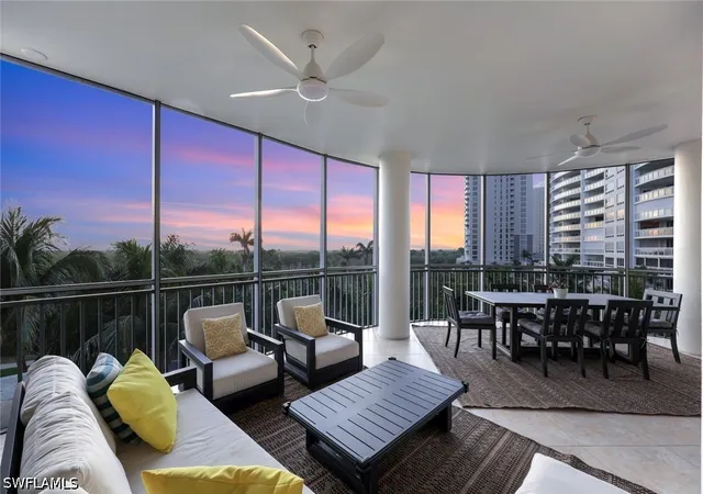 13675-vanderbilt-dr-510-naples-fl-34110/hzid_9e0b480c