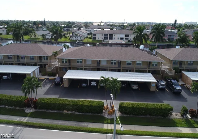 4417-country-clb-blvd-b7-cape-coral-fl-33904/hzid_8c6b321f