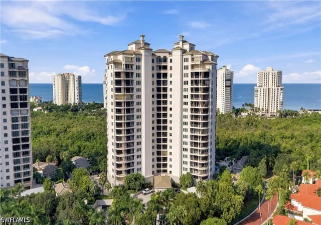 8930-bay-colony-dr-2002-naples-fl-34108/hzid_4413e2cd