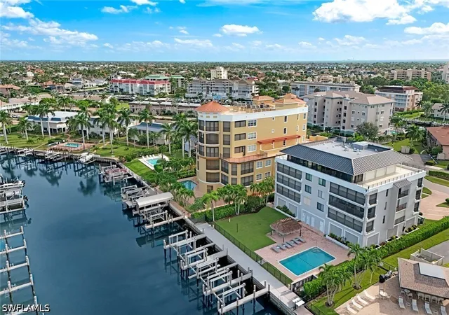 910-panama-ct-302-marco-island-fl-34145/hzid_1eb1a36c