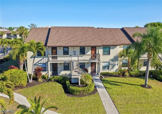 9290-lake-park-dr-201-fort-myers-fl-33919/hzid_3a29d771