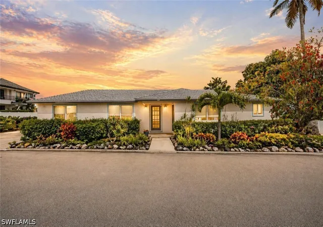 549-94th-avenue-n-naples-fl-34108/hzid_b04d28db