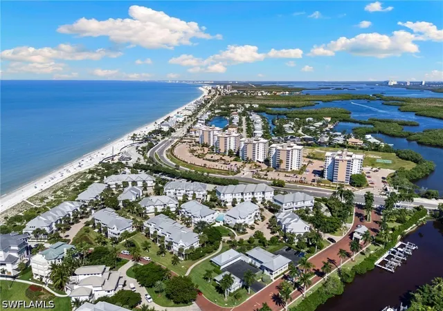 105-barefoot-cir-24-bonita-springs-fl-34134/hzid_f1d7f2c7