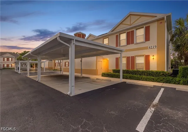 4219-liron-ave-204-fort-myers-fl-33916/hzid_03b4d175