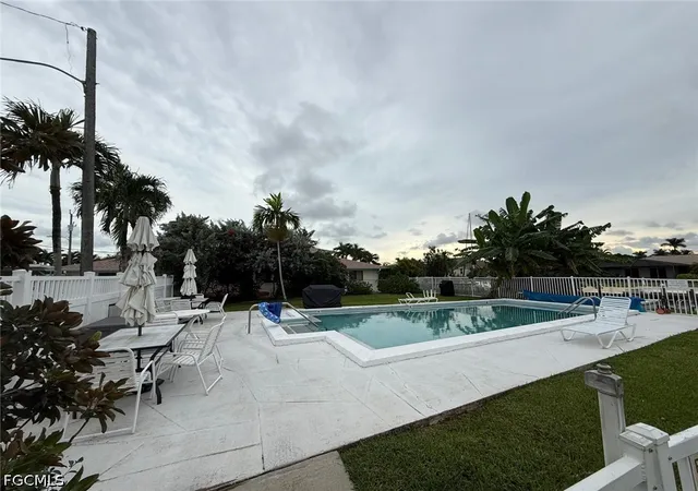 4802-tudor-dr-205-cape-coral-fl-33904/hzid_77998aa3