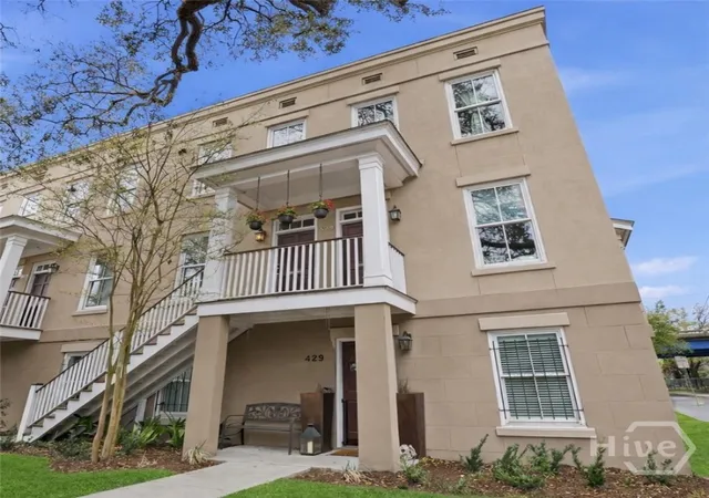 429-montgomery-st-c-savannah-ga-31401/hzid_a87a405f