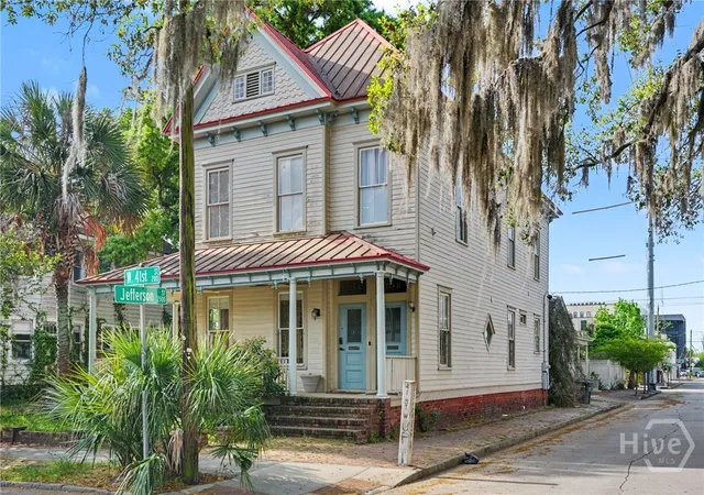 225-w-41st-street-savannah-ga-31401/hzid_9c4a6ff5