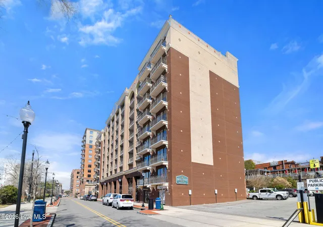 106-n-water-st-708-wilmington-nc-28401/hzid_5ee14fb4