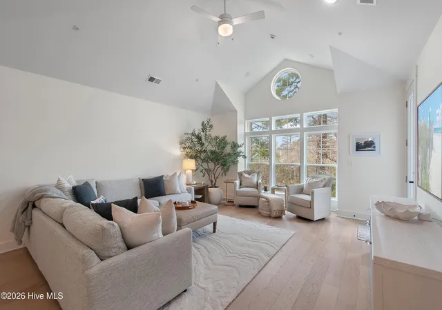 2537-st-james-dr-se-1108-southport-nc-28461/hzid_210f0fd9