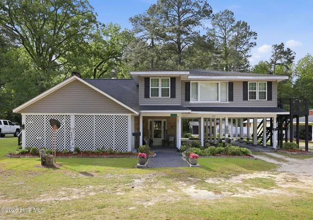 1011-w-main-st-williamston-nc-27892/hzid_51eb5f32