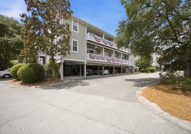 610-w-brown-st-apt-e-southport-nc-28461/hzid_0cc9ce0d