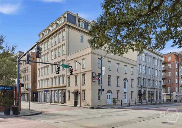 5-whitaker-st-203e-savannah-ga-31401/hzid_40496387