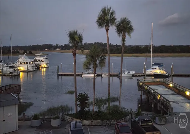 2902-river-dr-202-savannah-ga-31404/hzid_28f73a6b