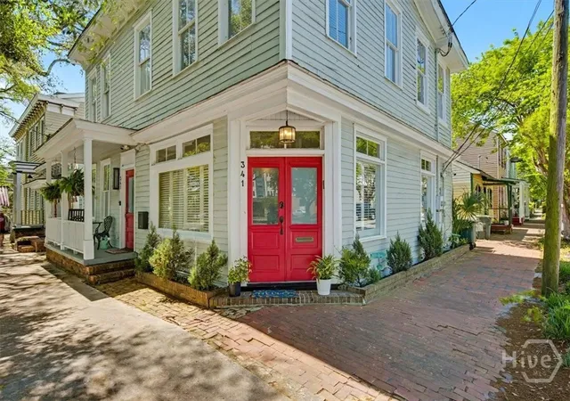 341-e-broad-st-savannah-ga-31401/hzid_0ed26eb5