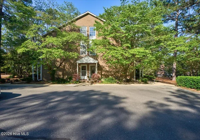 9265-us-15-501-hwy-10g-pinehurst-nc-28374/hzid_804cb413