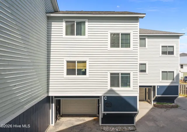 1412-canal-dr-apt-c-carolina-beach-nc-28428/hzid_ed99bc84