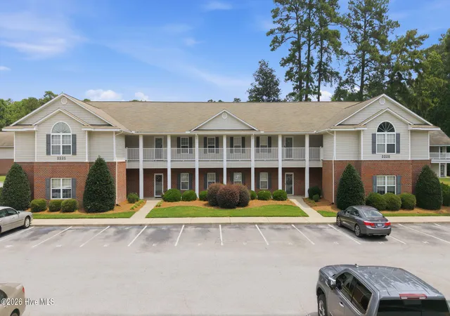 2225-locksley-woods-dr-f-greenville-nc-27858/hzid_98ae5833