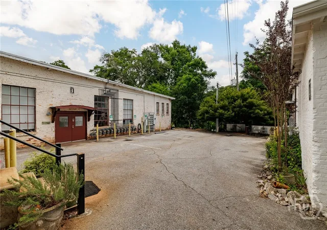 585-white-cir-504-athens-ga-30605/hzid_0752a776
