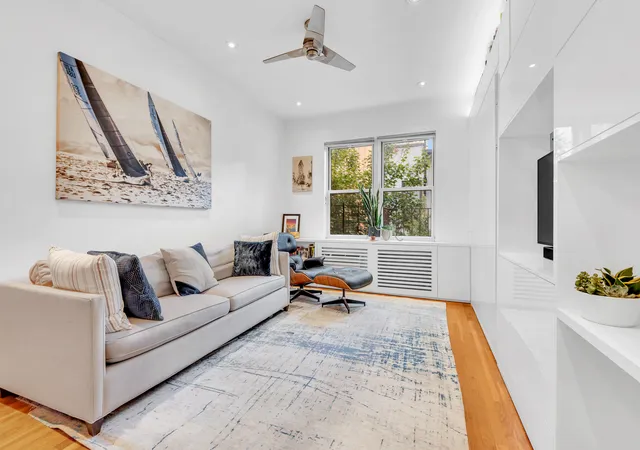 530-e-84th-street-5s-new-york-ny-10028/hzid_8f2a2599