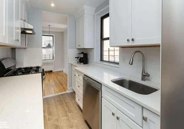 525-w-235th-st-3f-new-york-city-ny-10463/hzid_4344b347