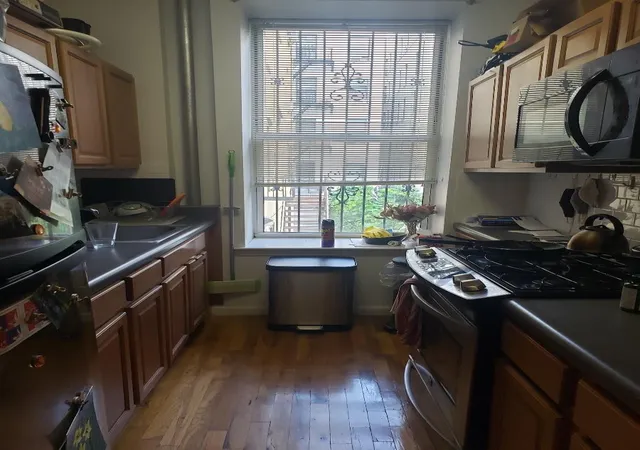 241-w-111th-st-1-new-york-city-ny-10026/hzid_0e051452