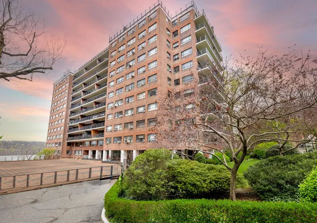 2727-palisade-ave-5-b-new-york-city-ny-10463/hzid_8bb05829